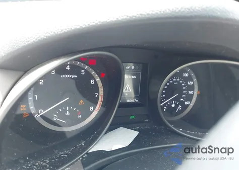 2017 Hyundai Santa Fe Se from USA, damaged, VIN KM8SMDHF9HU212134